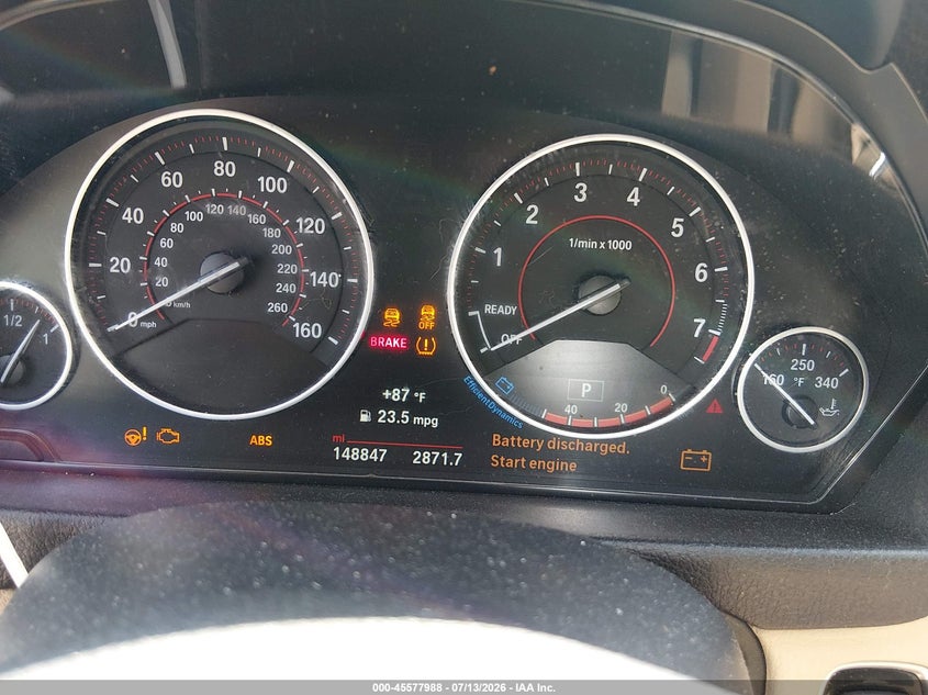 2017 BMW 3er VIN WBA8Z9C50HG453197 IAAI salvage auction — UNKNOWN, Salvage (Massachusetts), sold $1,725 on 2026-08-12 (photo 7)