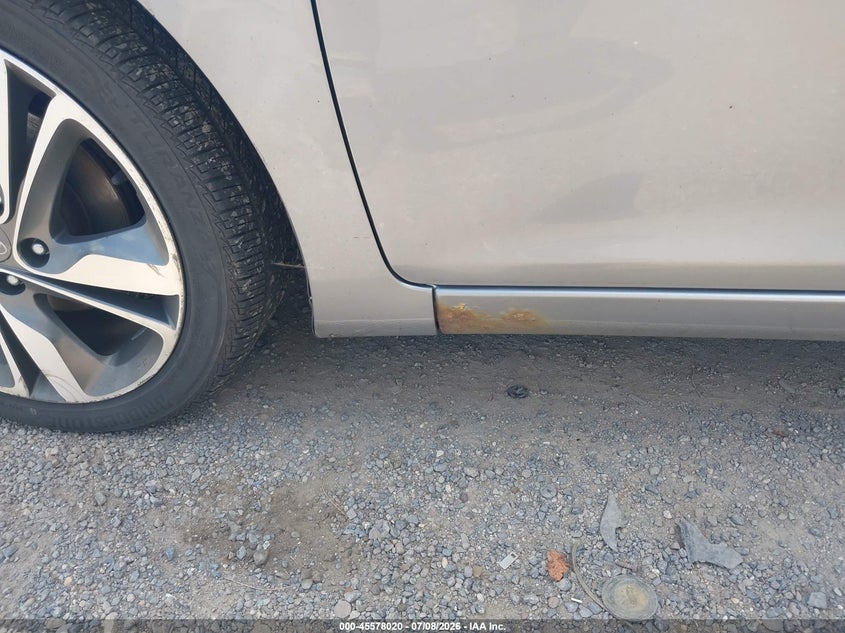 2014 Hyundai Elantra VIN KMHDH4AE4EU162625 IAAI salvage auction — NORMAL WEAR, Original (Ohio), sold $2,250 on 2026-07-20 (photo 6)