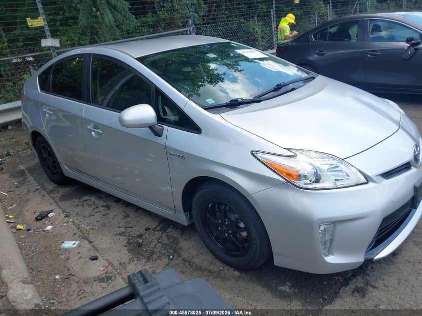 2012 Toyota Prius VIN JTDKN3DU7C5500186 IAAI salvage auction — NORMAL WEAR, Salvage Title, sold $2,550 on 2026-07-16 (photo 1)