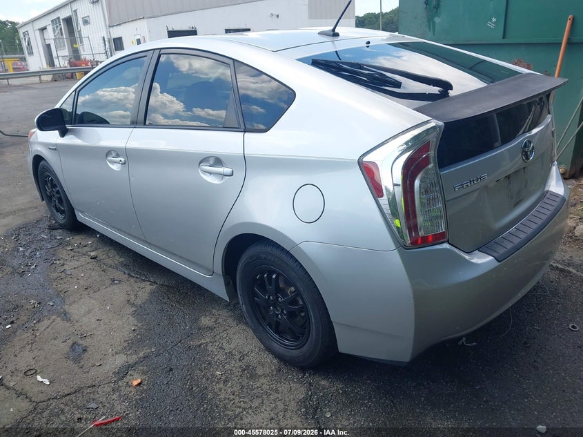 2012 Toyota Prius VIN JTDKN3DU7C5500186 IAAI salvage auction — NORMAL WEAR, Salvage Title, sold $2,550 on 2026-07-16 (photo 3)