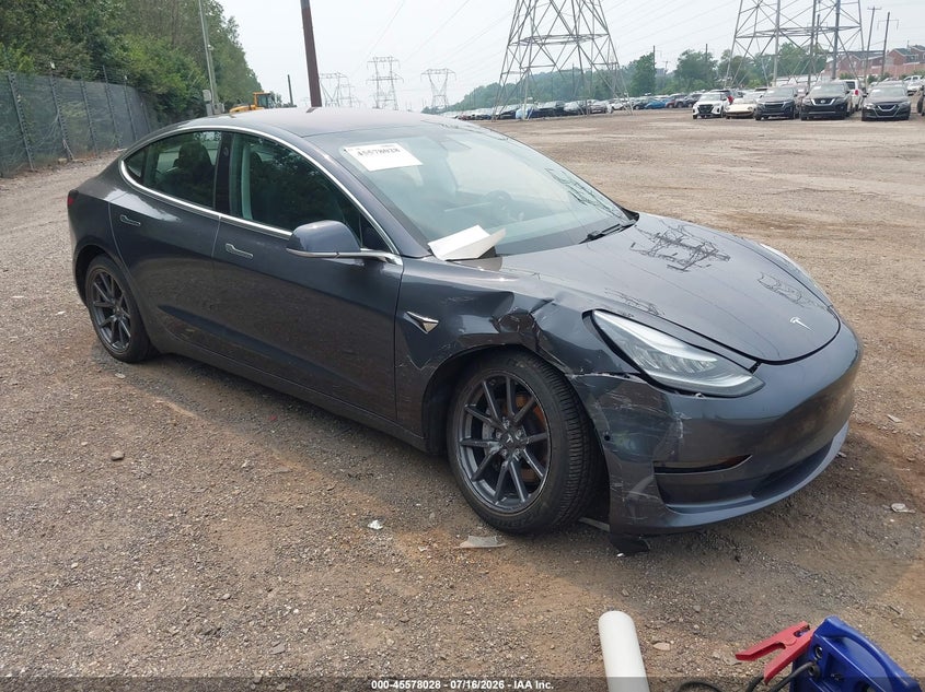2018 Tesla Model 3 VIN 5YJ3E1EB2JF093170 IAAI salvage auction — RIGHT FRONT, Salvage Title, sold $5,200 on 2026-07-23 (photo 1)