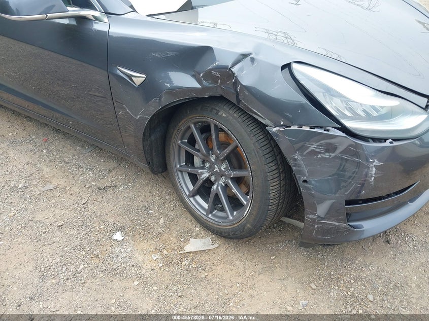2018 Tesla Model 3 VIN 5YJ3E1EB2JF093170 IAAI salvage auction — RIGHT FRONT, Salvage Title, sold $5,200 on 2026-07-23 (photo 6)