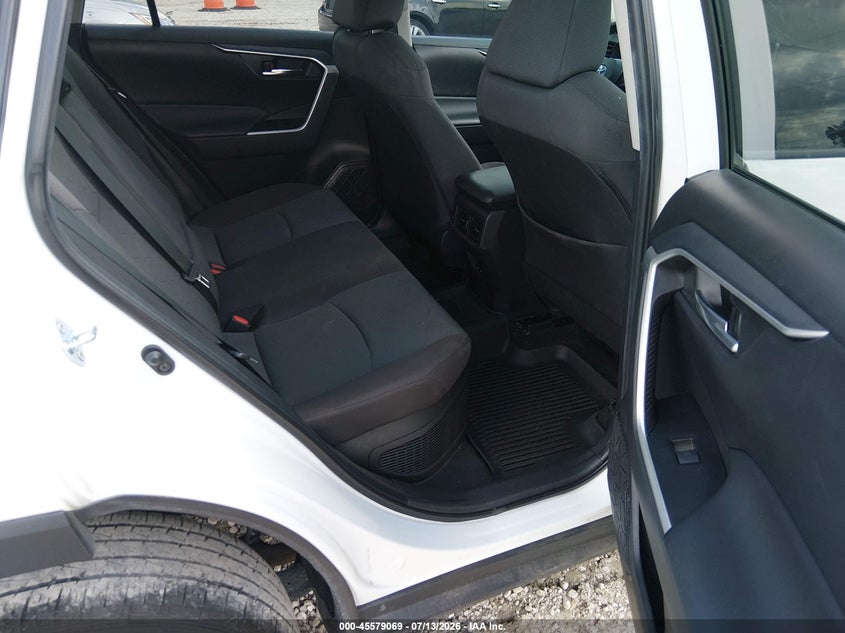 2024 Toyota Rav 4 VIN 2T3RWRFV9RW207461 IAAI salvage auction — HAIL, Salvage Title, sold $15,800 on 2026-07-30 (photo 8)