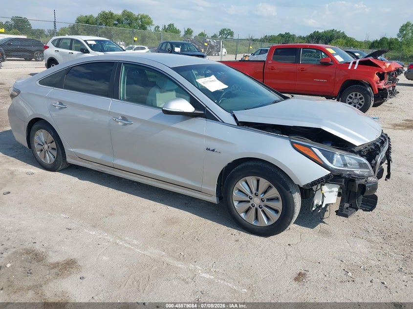 2016 Hyundai Sonata VIN KMHE24L13GA023610 IAAI salvage auction — FRONT END, Junk Bill Of Sale Mv2459 (Wisconsin), sold $875 on 2026-07-28 (photo 1)