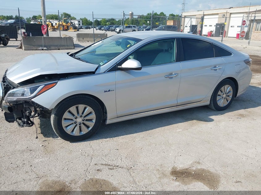 2016 Hyundai Sonata VIN KMHE24L13GA023610 IAAI salvage auction — FRONT END, Junk Bill Of Sale Mv2459 (Wisconsin), sold $875 on 2026-07-28 (photo 2)