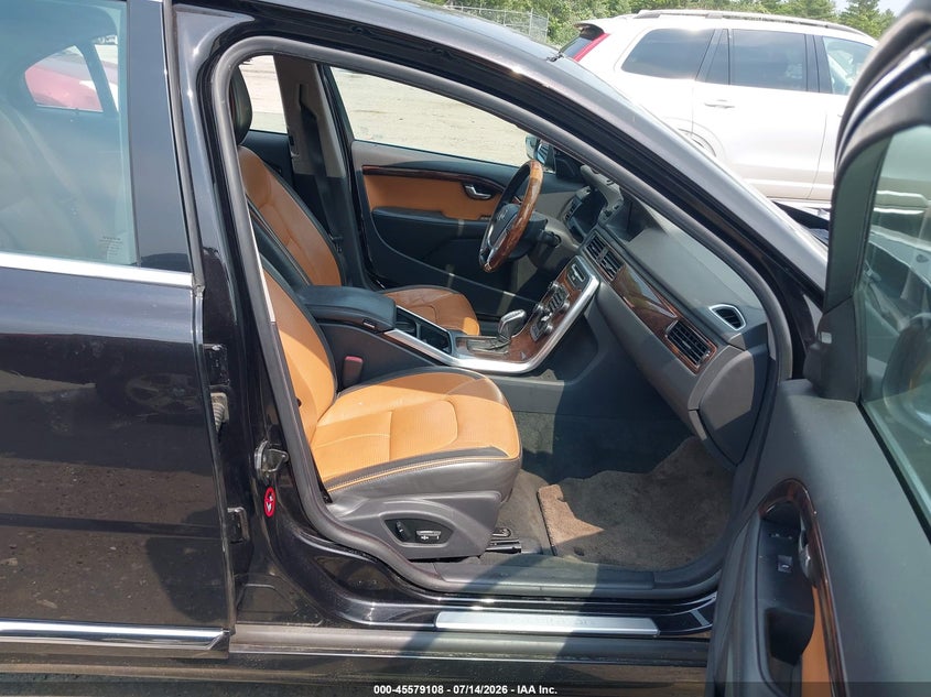 2013 Volvo S80 VIN YV1902AH5D1167312 IAAI salvage auction — LEFT SIDE, Salvage Title, sold $650 on 2026-07-24 (photo 5)