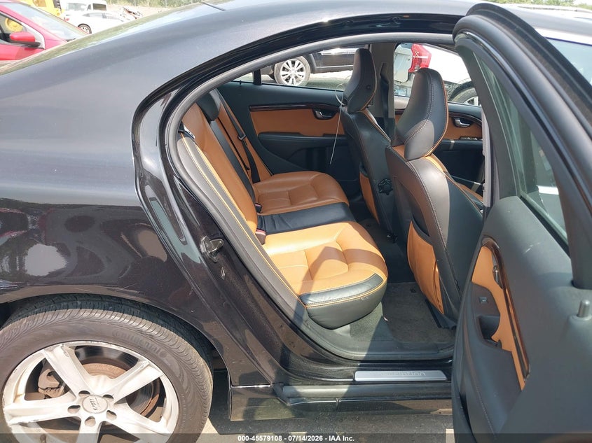 2013 Volvo S80 VIN YV1902AH5D1167312 IAAI salvage auction — LEFT SIDE, Salvage Title, sold $650 on 2026-07-24 (photo 8)