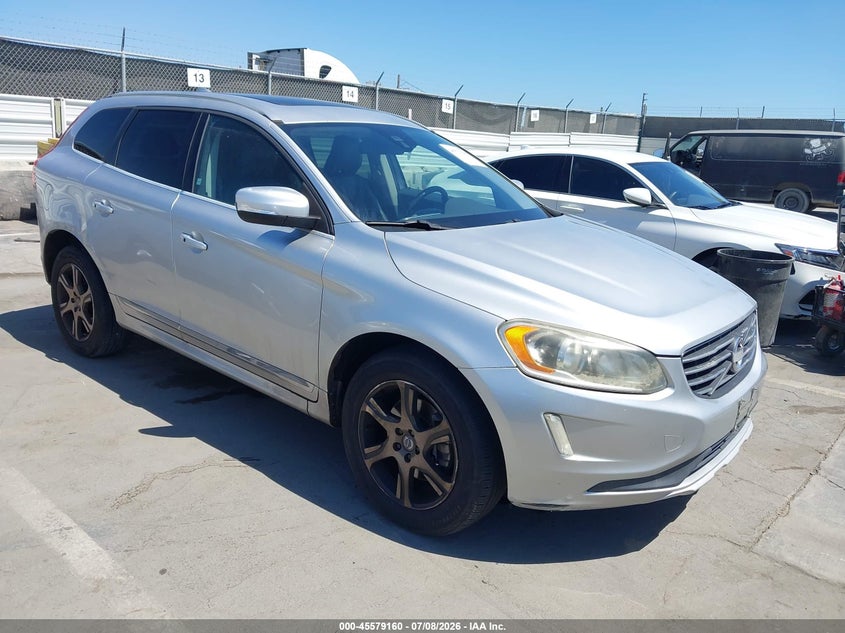 2014 Volvo Xc60 VIN YV4902DZ5E2504144 IAAI salvage auction — SIDE, Clear - Dealer Only (California), sold $850 on 2026-07-29 (photo 1)
