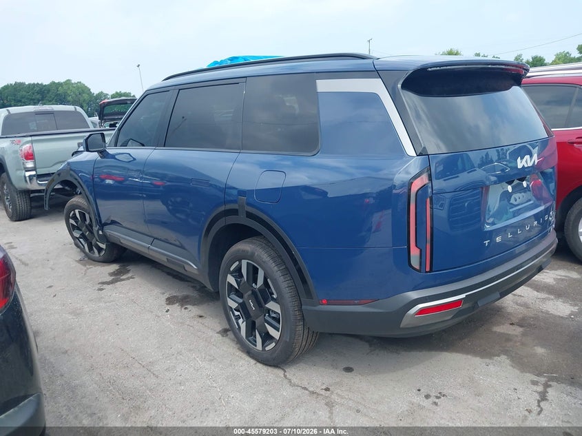2027 Kia Telluride VIN 5XYPEES17VG027135 IAAI salvage auction — LEFT FRONT, Salvage Title, sold $18,600 on 2026-08-01 (photo 3)