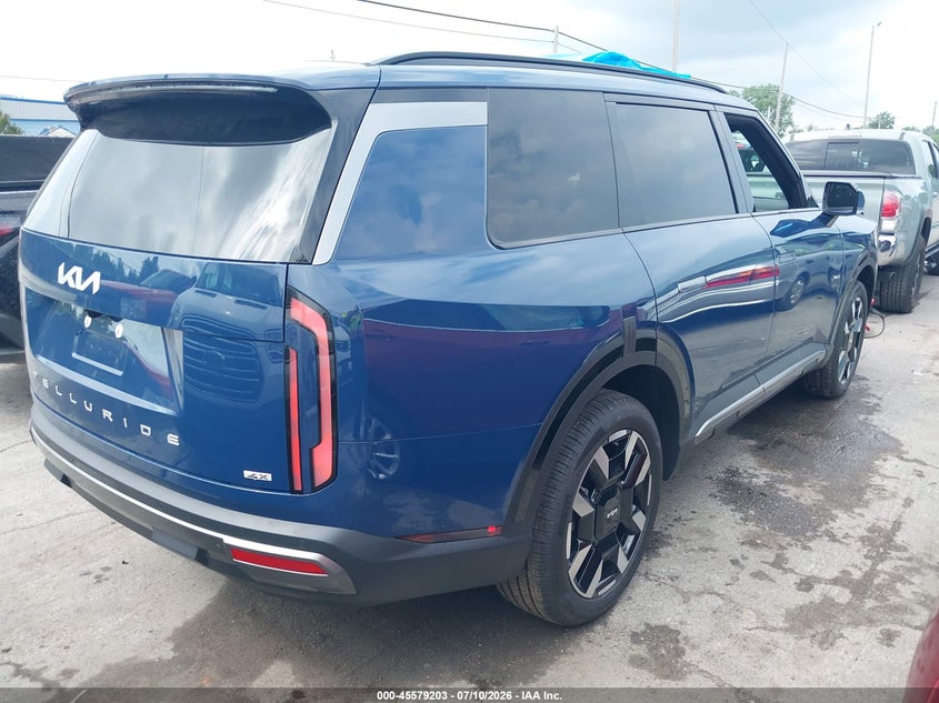 2027 Kia Telluride VIN 5XYPEES17VG027135 IAAI salvage auction — LEFT FRONT, Salvage Title, sold $18,600 on 2026-08-01 (photo 4)