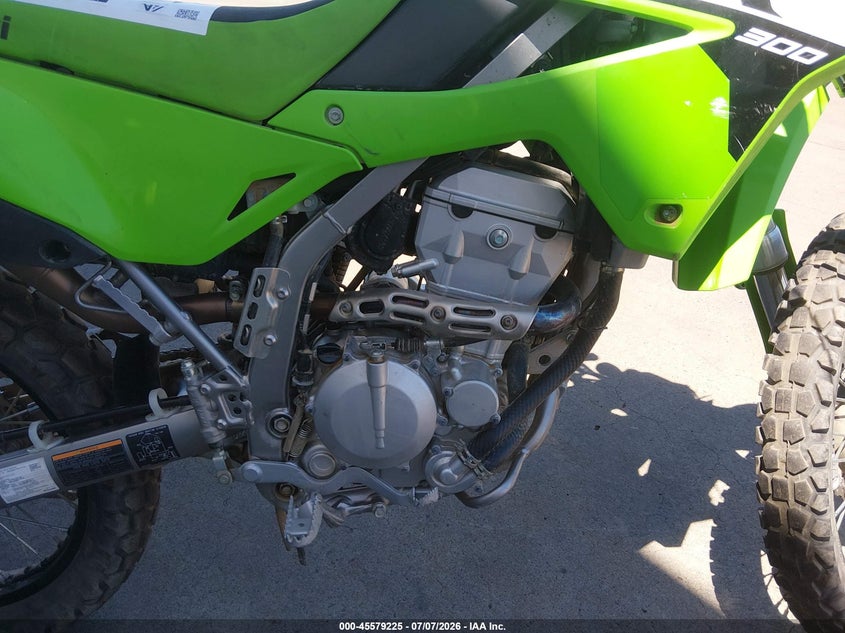2024 Kawasaki Klx VIN ML5LXBF18RDA35358 IAAI salvage auction — FRONT END, Salvage Title, sold $1,350 on 2026-07-28 (photo 8)
