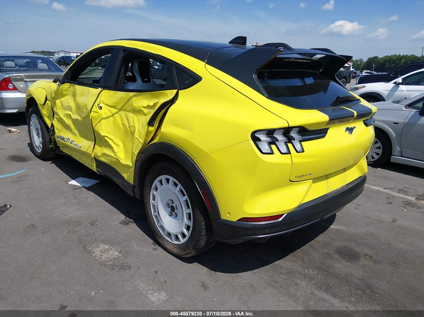 2024 Ford Mustang mach-e VIN 3FMTK4SX8RMA22276 IAAI salvage auction — SIDE, Salvage Title, sold $14,000 on 2026-08-21 (photo 3)