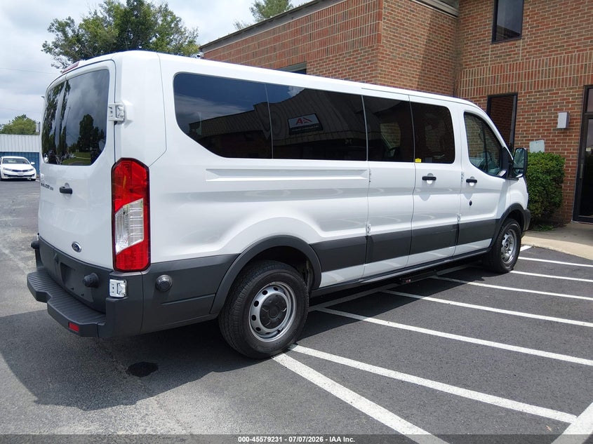 2016 Ford Transit-350 VIN 1FBZX2ZM9GKB38997 IAAI salvage auction — NORMAL WEAR, SF97 (Virginia), sold $26,450 on 2026-07-22 (photo 4)