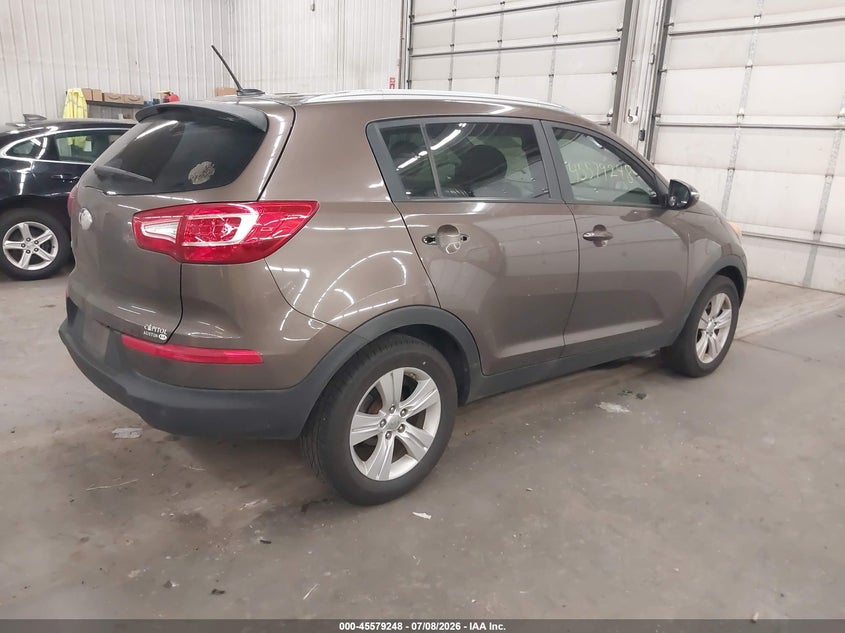 2013 Kia Sportage VIN KNDPB3A26D7398256 IAAI salvage auction — NORMAL WEAR, Clear (Minnesota), sold $1,750 on 2026-07-14 (photo 4)