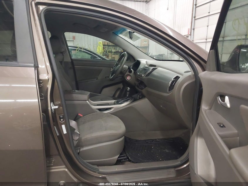2013 Kia Sportage VIN KNDPB3A26D7398256 IAAI salvage auction — NORMAL WEAR, Clear (Minnesota), sold $1,750 on 2026-07-14 (photo 5)