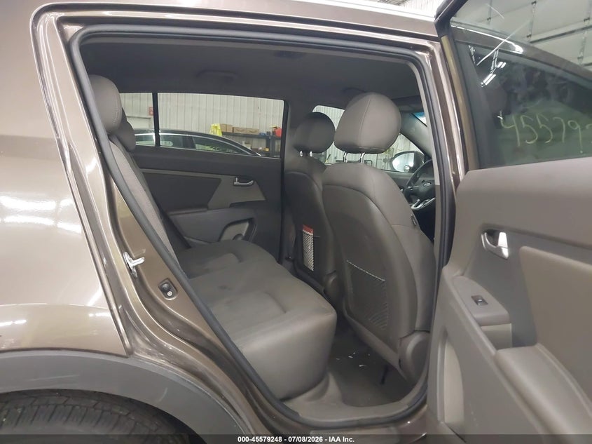 2013 Kia Sportage VIN KNDPB3A26D7398256 IAAI salvage auction — NORMAL WEAR, Clear (Minnesota), sold $1,750 on 2026-07-14 (photo 8)