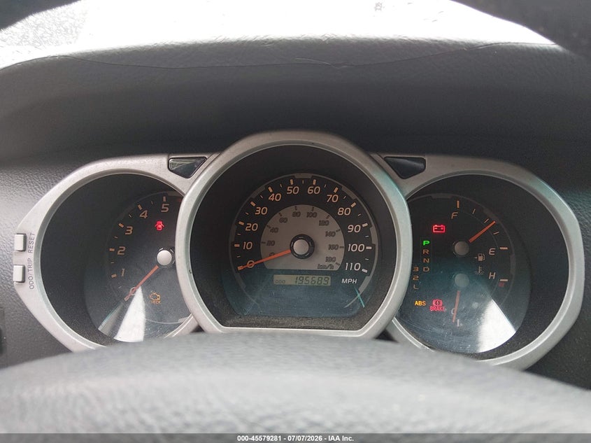 2004 Toyota 4runner VIN JTEBU14R740054151 IAAI salvage auction — NORMAL WEAR, Clear (Rhode Island), sold $1,050 on 2026-07-21 (photo 7)