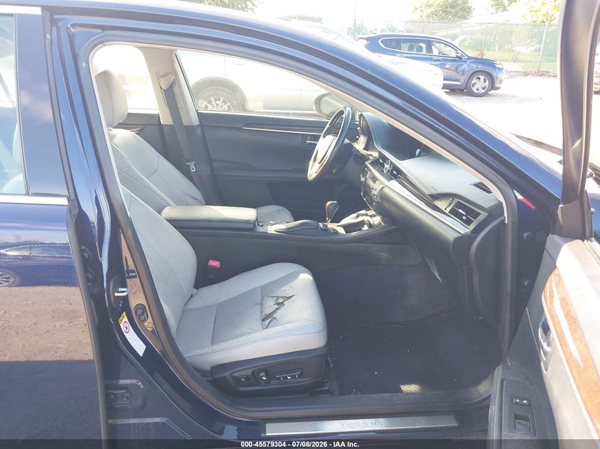 2014 Lexus ES VIN JTHBK1GG4E2139067 IAAI salvage auction — FRONT END, Salvage (Pennsylvania), sold $3,750 on 2026-07-31 (photo 5)