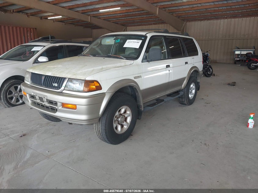 1999 Mitsubishi Montero VIN JA4LS31H5XP003825 IAAI salvage auction — NORMAL WEAR, Clear (Tennessee), sold $600 on 2026-07-13 (photo 2)