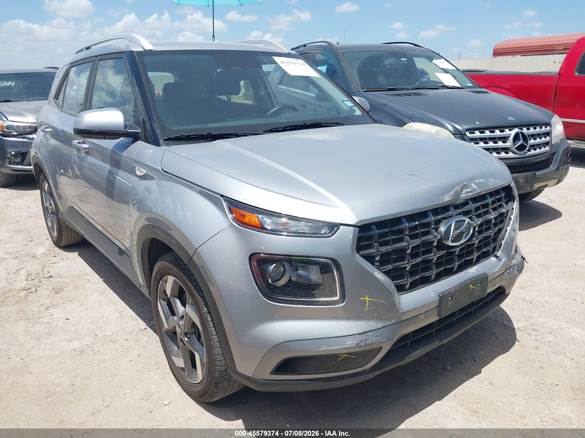 2025 Hyundai Venue VIN KMHRC8A36SU381964 IAAI salvage auction — FRONT END, Enterprise Vehicles Clear Only (Texas), sold $325 on 2026-07-27 (photo 1)
