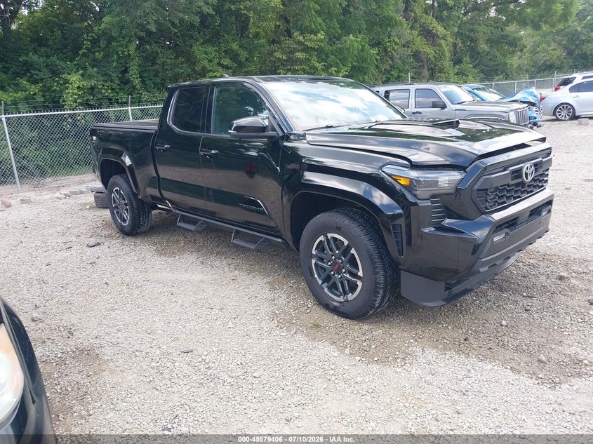 2025 Toyota Tacoma VIN 3TMLB5JN1SM188204 IAAI salvage auction — LEFT FRONT, Salvage Title, sold $25,250 on 2026-08-01 (photo 1)