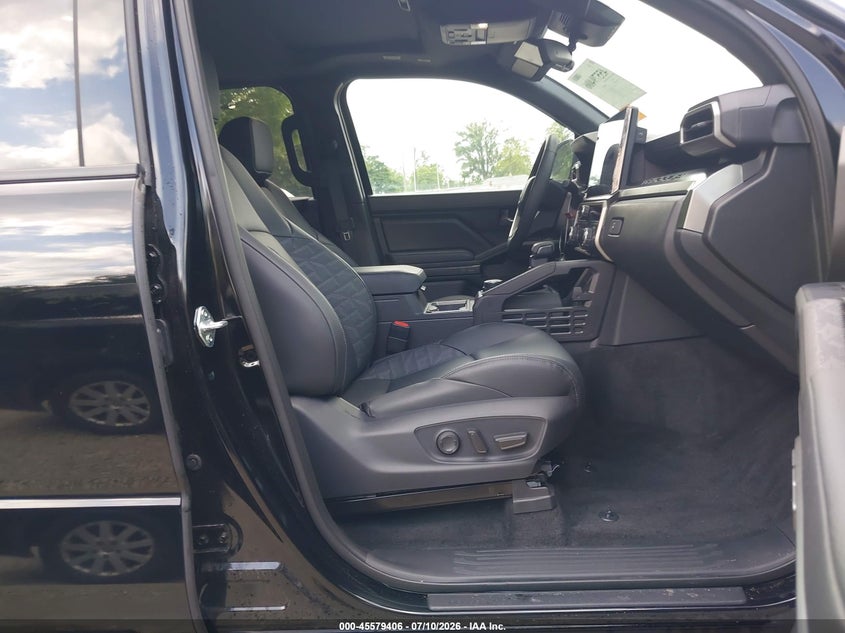 2025 Toyota Tacoma VIN 3TMLB5JN1SM188204 IAAI salvage auction — LEFT FRONT, Salvage Title, sold $25,250 on 2026-08-01 (photo 5)