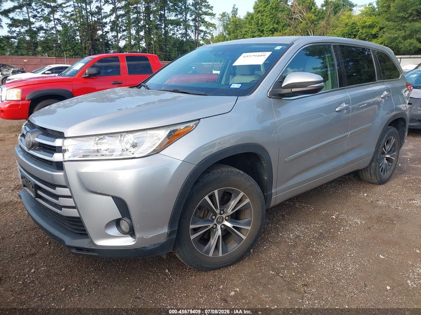 2017 Toyota Highlander VIN 5TDZZRFH5HS229376 IAAI salvage auction — RIGHT SIDE, Salvage (Texas), sold $6,500 on 2026-07-30 (photo 2)