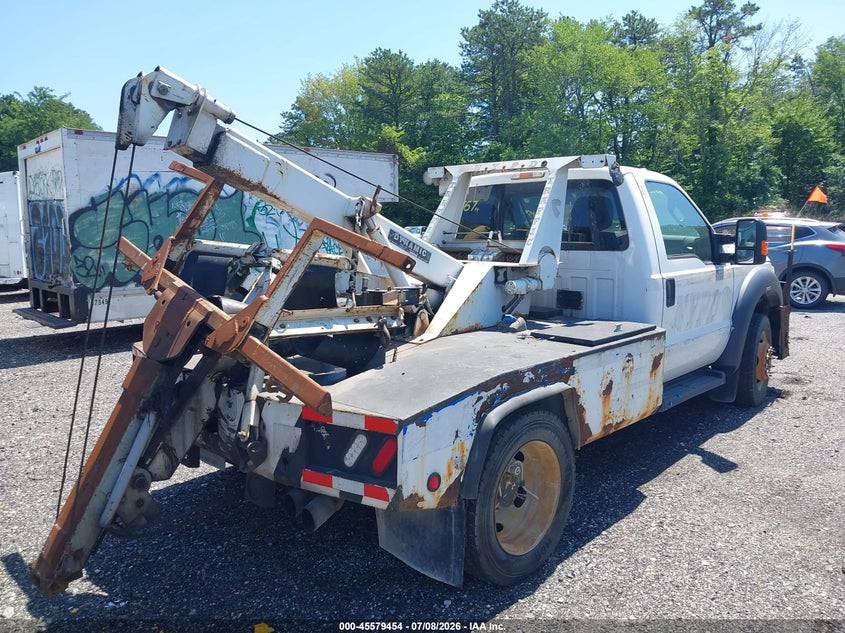 2014 Ford F550 VIN 1FDUF5HT7EEB42704 IAAI salvage auction — NORMAL WEAR, Clear (New York), sold $3,050 on 2026-09-08 (photo 4)