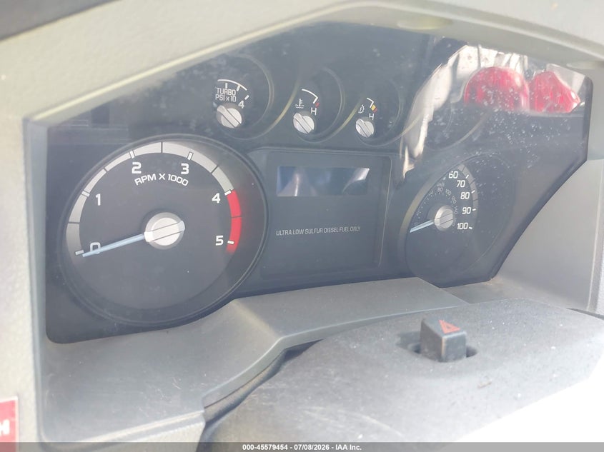 2014 Ford F550 VIN 1FDUF5HT7EEB42704 IAAI salvage auction — NORMAL WEAR, Clear (New York), sold $11,100 on 2026-09-01 (photo 5)