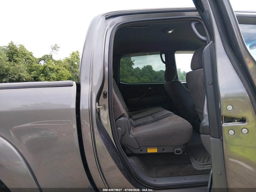 2006 Toyota Tundra VIN 5TBDT441X6S552137 IAAI salvage auction — NORMAL WEAR, Clear (Maryland), sold $2,550 on 2026-07-30 (photo 8)
