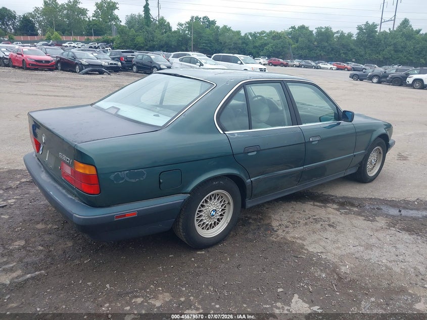 1994 BMW 5 series VIN WBAHE2312RGE84424 IAAI salvage auction — NORMAL WEAR, Clear (Pennsylvania), sold $1,650 on 2026-07-24 (photo 4)