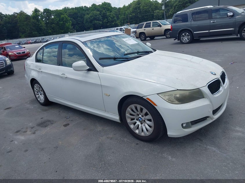 2009 BMW 3 series VIN WBAPH77529NM45208 IAAI salvage auction — NORMAL WEAR, Clear (Georgia), sold $750 on 2026-07-29 (photo 1)