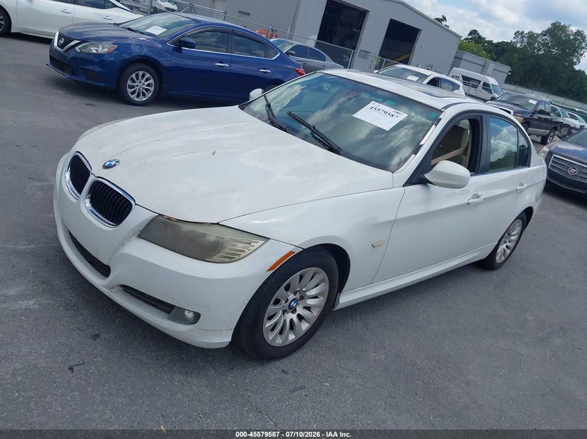 2009 BMW 3 series VIN WBAPH77529NM45208 IAAI salvage auction — NORMAL WEAR, Clear (Georgia), sold $750 on 2026-07-29 (photo 2)