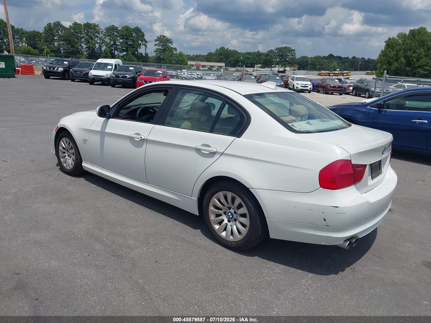 2009 BMW 3 series VIN WBAPH77529NM45208 IAAI salvage auction — NORMAL WEAR, Clear (Georgia), sold $750 on 2026-07-29 (photo 3)