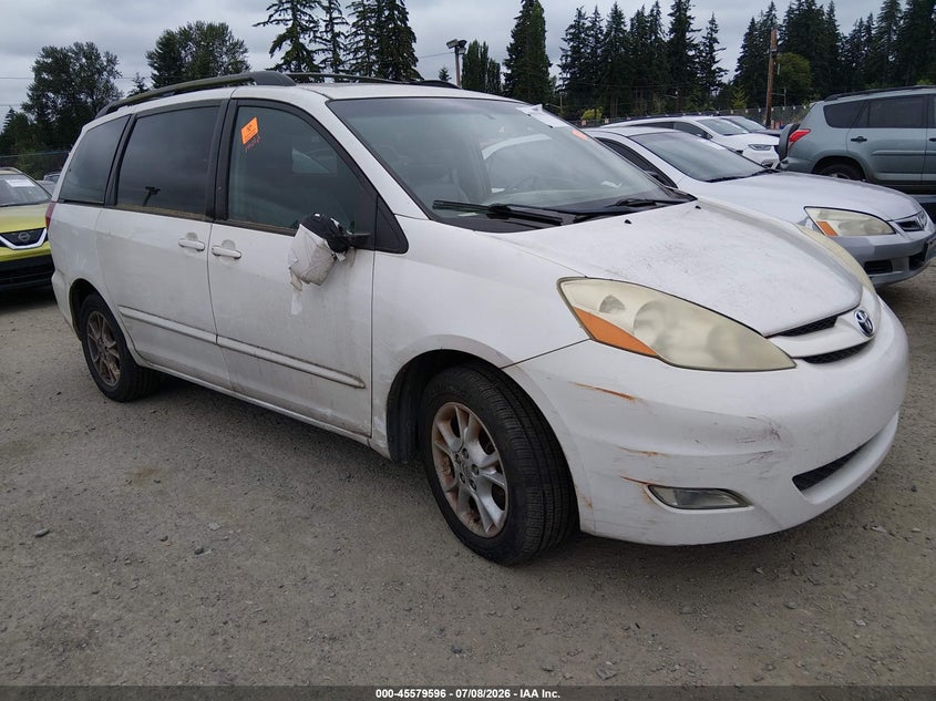 2006 Toyota Sienna VIN 5TDZA22C26S477946 IAAI salvage auction — SIDE, Clear (Washington), sold $400 on 2026-07-29 (photo 1)