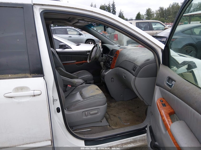 2006 Toyota Sienna VIN 5TDZA22C26S477946 IAAI salvage auction — SIDE, Clear (Washington), sold $400 on 2026-07-29 (photo 5)
