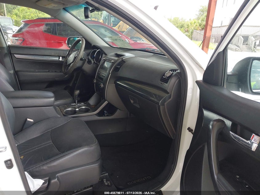 2011 Kia Sorento VIN 5XYKW4A29BG156310 IAAI salvage auction — NORMAL WEAR, Clear (Florida), sold $1,850 on 2026-07-21 (photo 5)