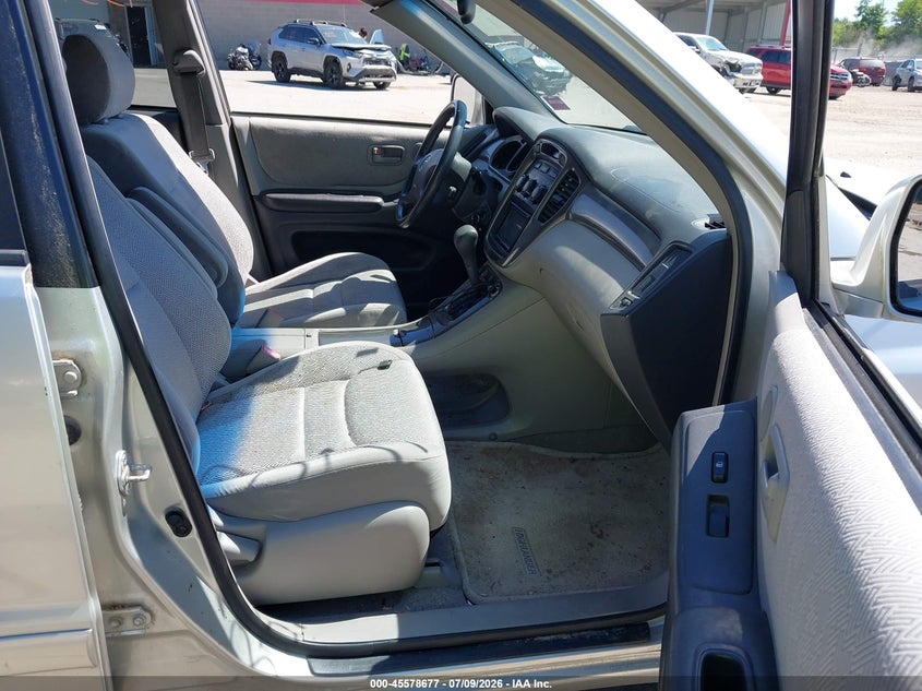 2003 Toyota Highlander VIN JTEGF21A130121653 IAAI salvage auction — NORMAL WEAR, Original (Maine), sold $300 on 2026-07-27 (photo 5)