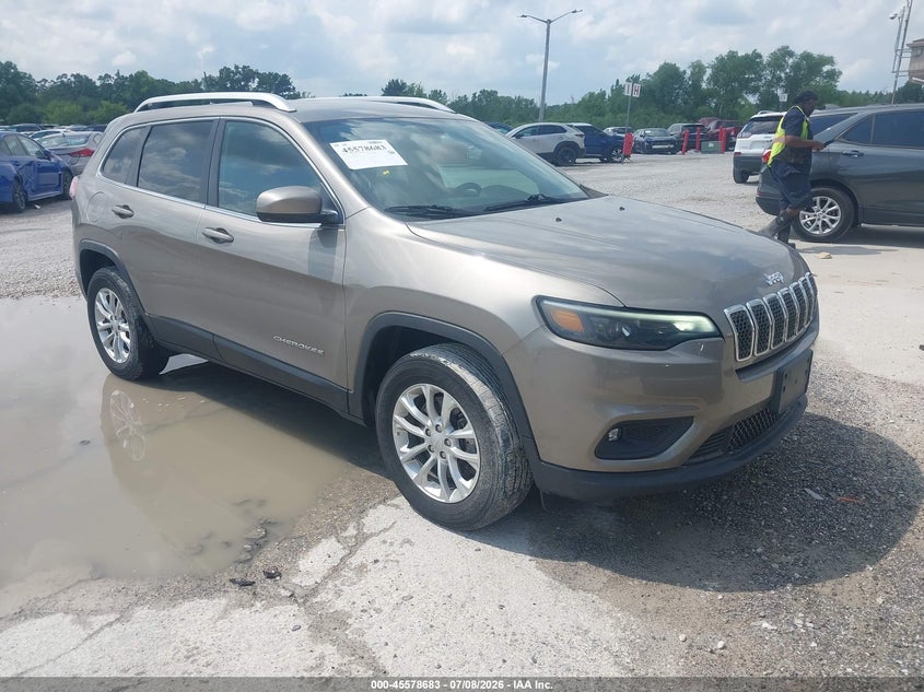 2019 Jeep Cherokee VIN 1C4PJMCBXKD343619 — IAAI salvage auction photo