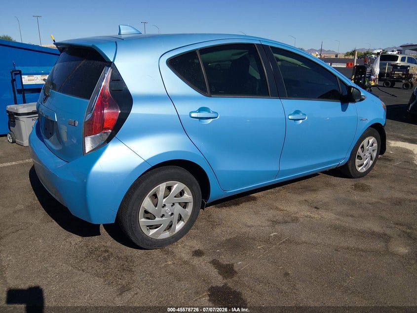 2015 Toyota Prius c VIN JTDKDTB30F1100673 IAAI salvage auction — LEFT & RIGHT, Salvage (Pennsylvania), sold $950 on 2026-07-31 (photo 4)