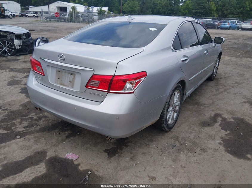 2010 Lexus Es 350 VIN JTHBK1EG8A2408667 IAAI salvage auction — NORMAL WEAR, Clear (Virginia), sold $1,975 on 2026-07-17 (photo 4)