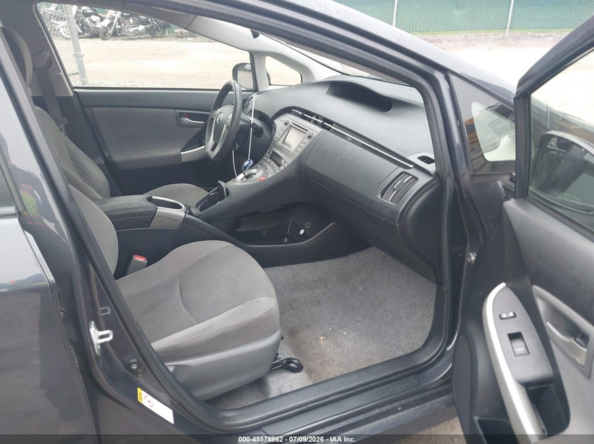 2015 Toyota Prius VIN JTDKN3DU3F0415878 IAAI salvage auction — FRONT END, Salvage (Kentucky), sold $1,500 on 2026-07-31 (photo 5)