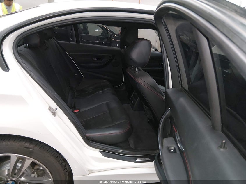 2014 BMW 3er VIN WBA3D5C52EKX97625 IAAI salvage auction — FRONT END, Salvage (Idaho), sold $1,400 on 2026-08-21 (photo 8)