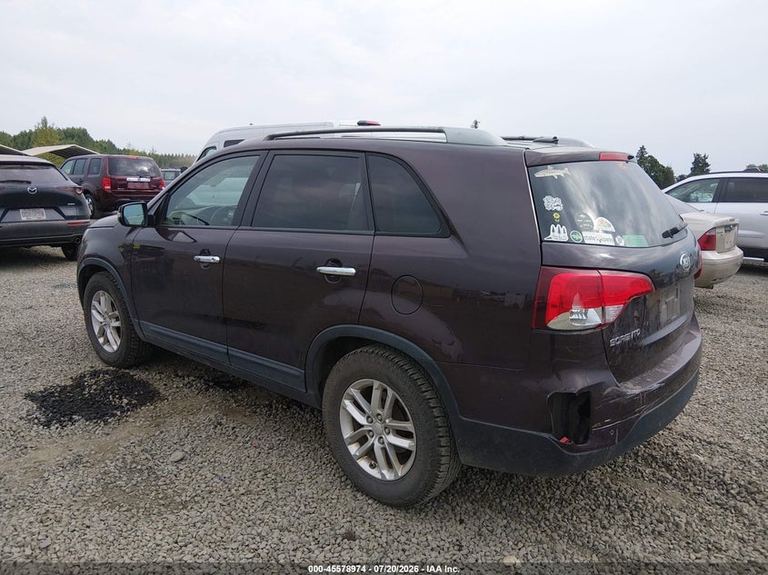 2015 Kia Sorento VIN 5XYKT4A68FG573323 IAAI salvage auction — NORMAL WEAR, Clear (Virginia), sold $625 on 2026-07-28 (photo 3)