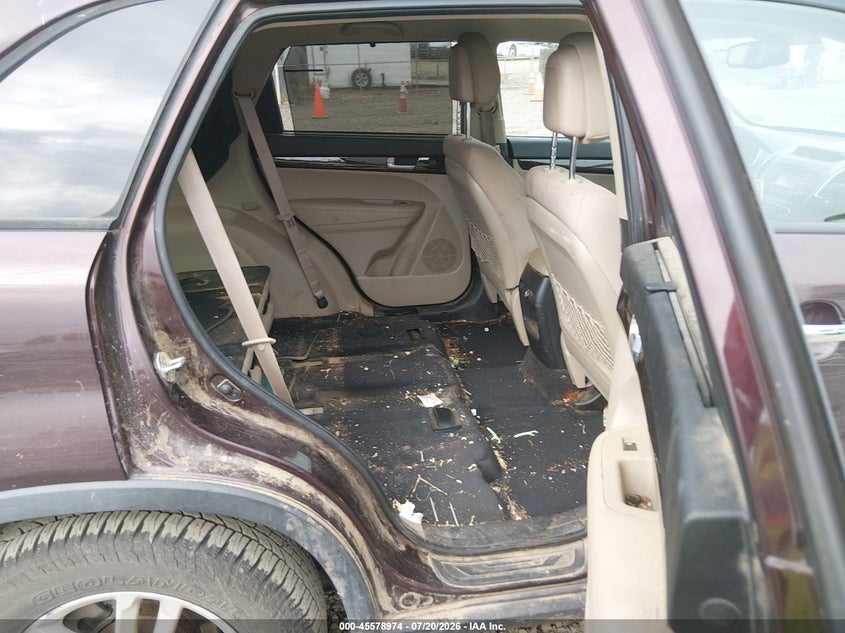2015 Kia Sorento VIN 5XYKT4A68FG573323 IAAI salvage auction — NORMAL WEAR, Clear (Virginia), sold $625 on 2026-07-28 (photo 8)