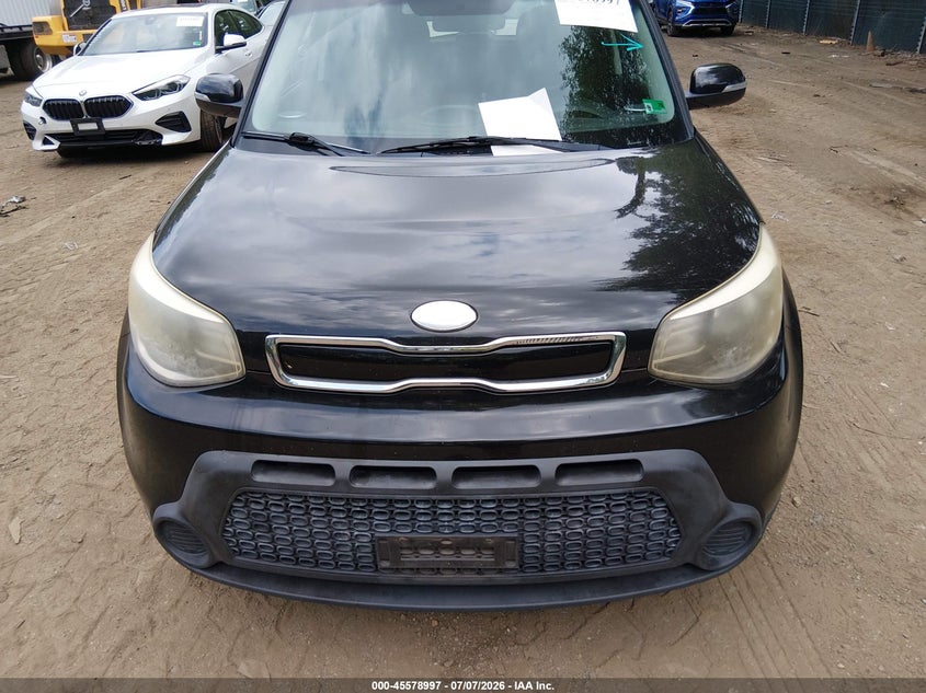 2014 Kia Soul VIN KNDJP3A54E7058090 IAAI salvage auction — NORMAL WEAR, Clear (Virginia), sold $500 on 2026-07-30 (photo 6)