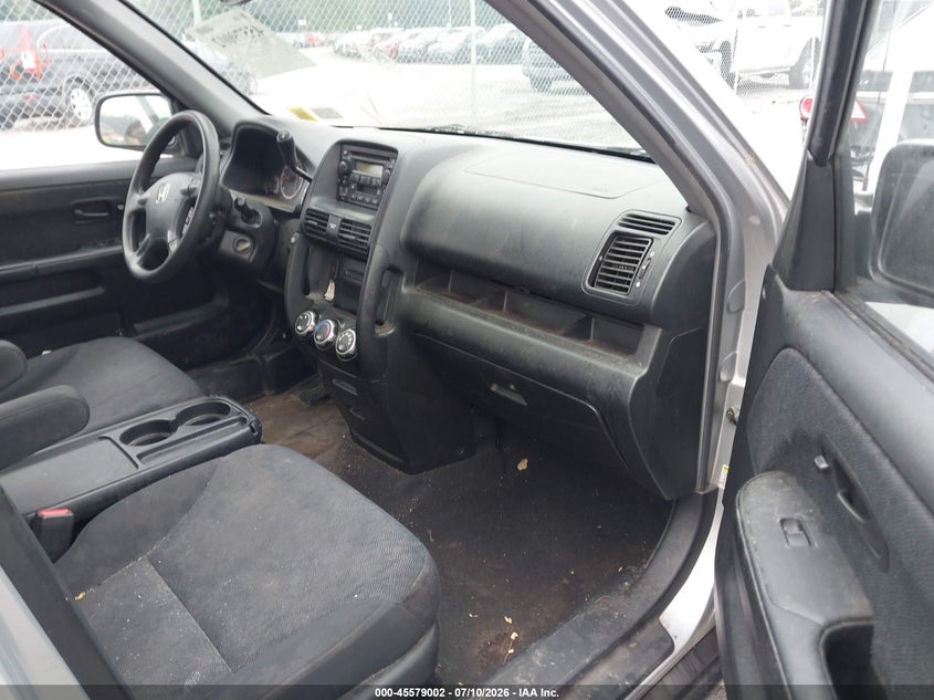 2006 Honda Cr-v VIN JHLRD68526C005869 IAAI salvage auction — NORMAL WEAR, Clear (New York), sold $375 on 2026-07-28 (photo 5)