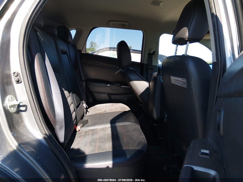 2018 Mitsubishi Outlander VIN JA4AR3AW7JZ032580 IAAI salvage auction — NORMAL WEAR, Original (New Hampshire), sold $25 on 2026-07-29 (photo 8)