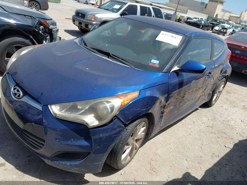 2016 Hyundai Veloster VIN KMHTC6AD5GU271627 IAAI salvage auction — NORMAL WEAR, Clear (Florida), sold $500 on 2026-07-29 (photo 2)