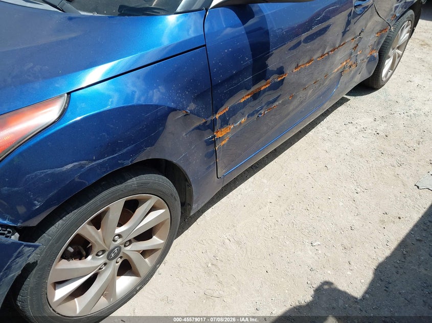 2016 Hyundai Veloster VIN KMHTC6AD5GU271627 IAAI salvage auction — NORMAL WEAR, Clear (Florida), sold $500 on 2026-07-29 (photo 6)